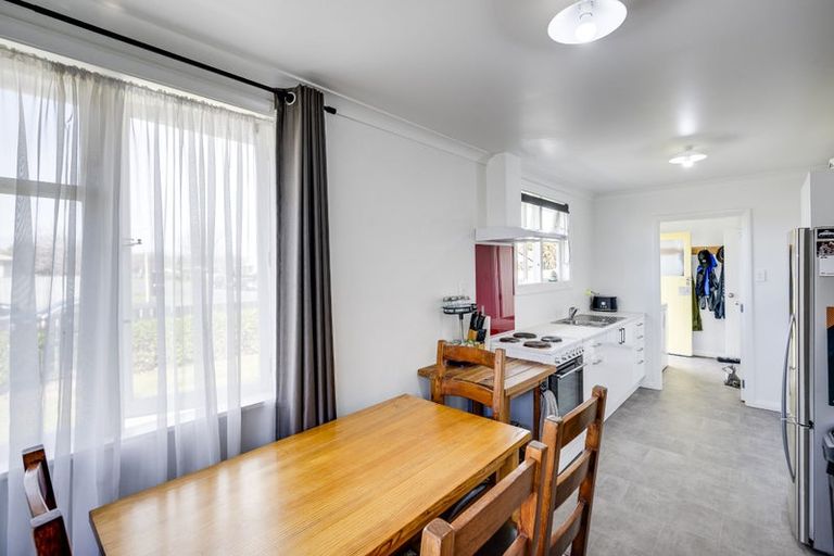 Photo of property in 1122 Jellicoe Street, Mayfair, Hastings, 4122