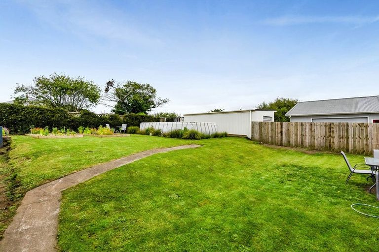 Photo of property in 15 Campbell Street, Hawera, 4610