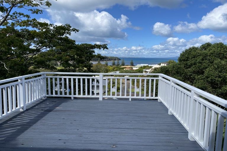 Photo of property in 7 Kotanui Avenue, Army Bay, Whangaparaoa, 0930