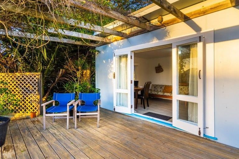 Photo of property in 16 Rodney Avenue, Te Horo Beach, Otaki, 5581