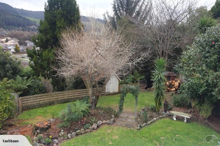 Photo of property in 13 Tirita Street, Kawaha Point, Rotorua, 3010