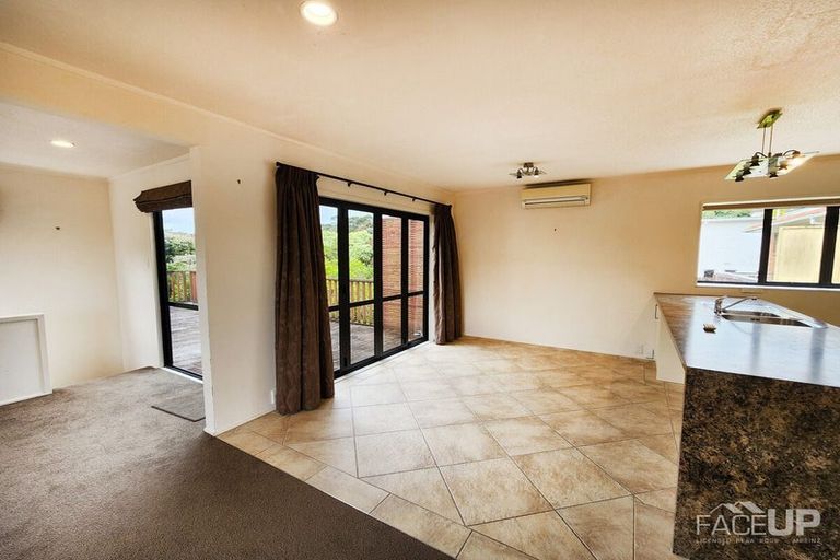 Photo of property in 2/221 Manuka Road, Bayview, Auckland, 0629