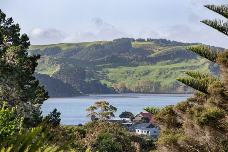 Photo of property in 14 Main Road, Raglan, 3225