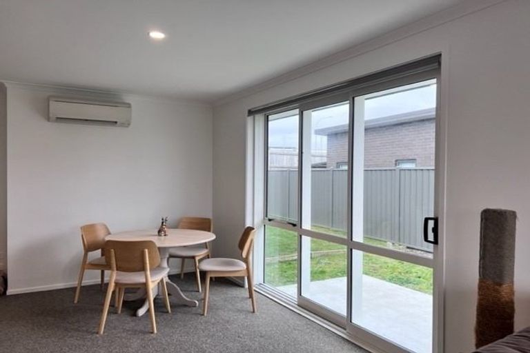 Photo of property in 18 Bridle Way, Omokoroa, 3114