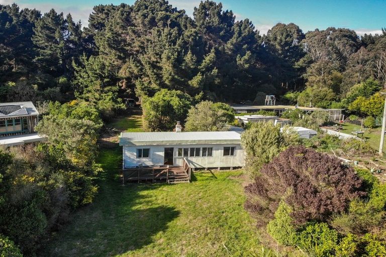 Photo of property in 108 Otakou Golf Course Road, Otakou, Dunedin, 9077