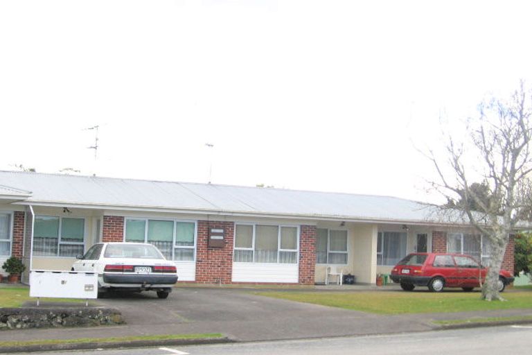 Photo of property in 7/17 Coles Crescent, Papakura, 2110