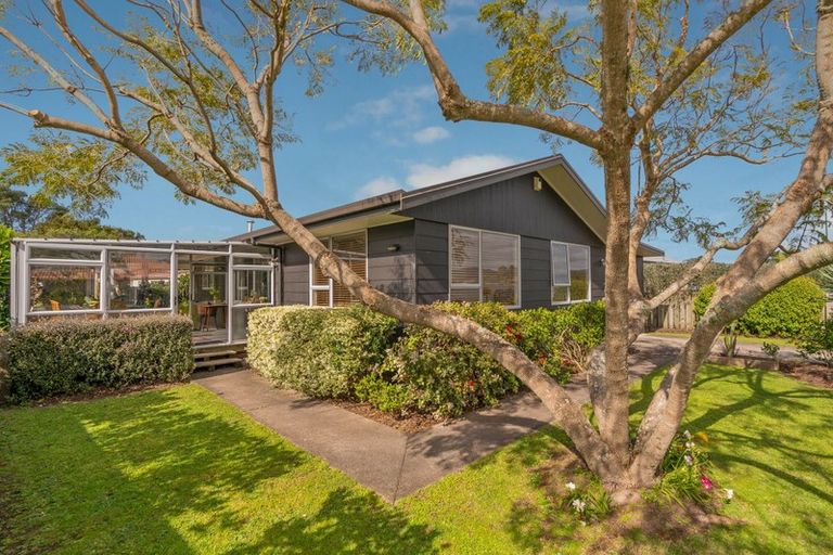 Photo of property in 42 Cholmondeley Crescent, Whitianga, 3510