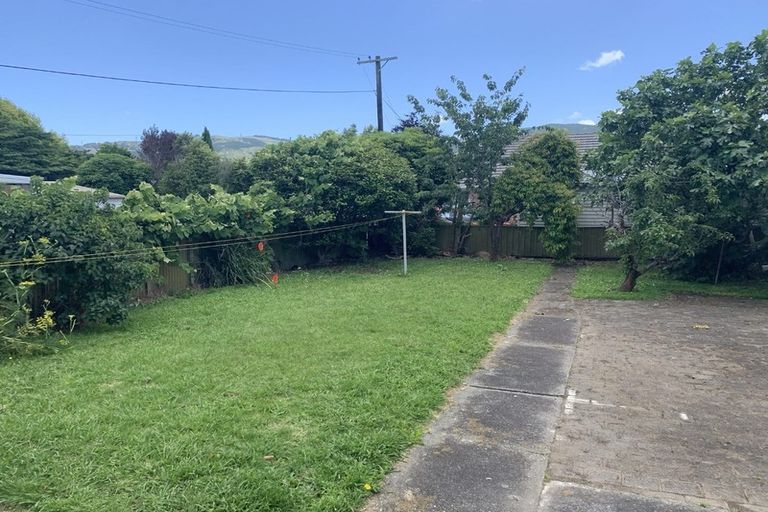 Photo of property in 4 Marion Street, Silverstream, Upper Hutt, 5019