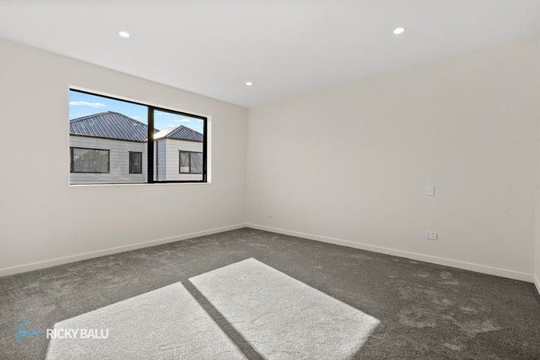 Photo of property in 18b Domain Road, Weymouth, Auckland, 2103