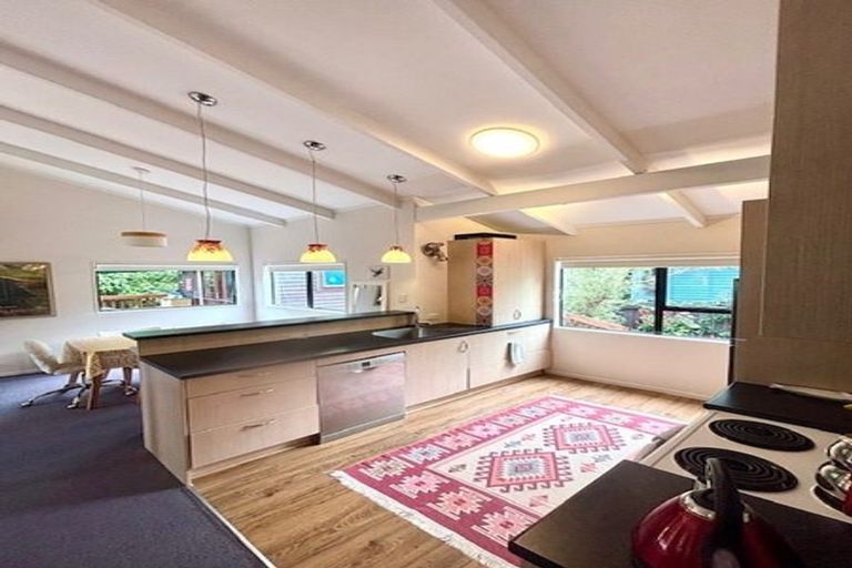 Photo of property in 3/96a Verbena Road, Birkdale, Auckland, 0626