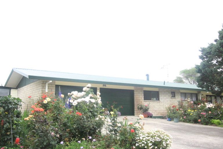 Photo of property in 13 Tynan Street, Te Puke, 3119