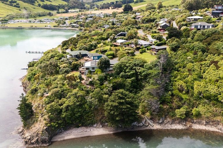 Photo of property in 46 Bayview Crescent, Duvauchelle, 7581