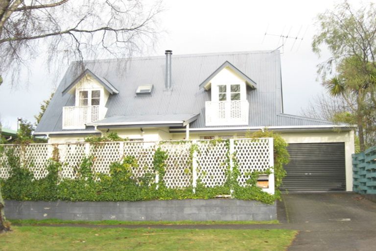 Photo of property in 112 Te Rangitautahanga Road, Turangi, 3334
