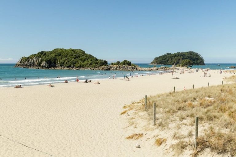 Photo of property in 18 Marine Parade, Mount Maunganui, 3116