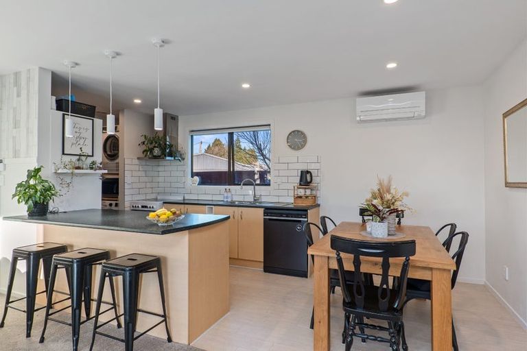 Photo of property in 2/17 Johns Road, Belfast, Christchurch, 8051