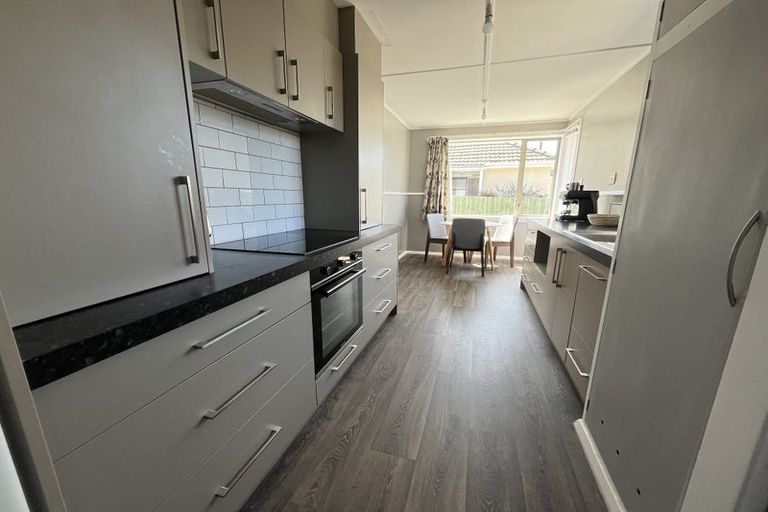 Photo of property in 118 Emmett Street, Shirley, Christchurch, 8013