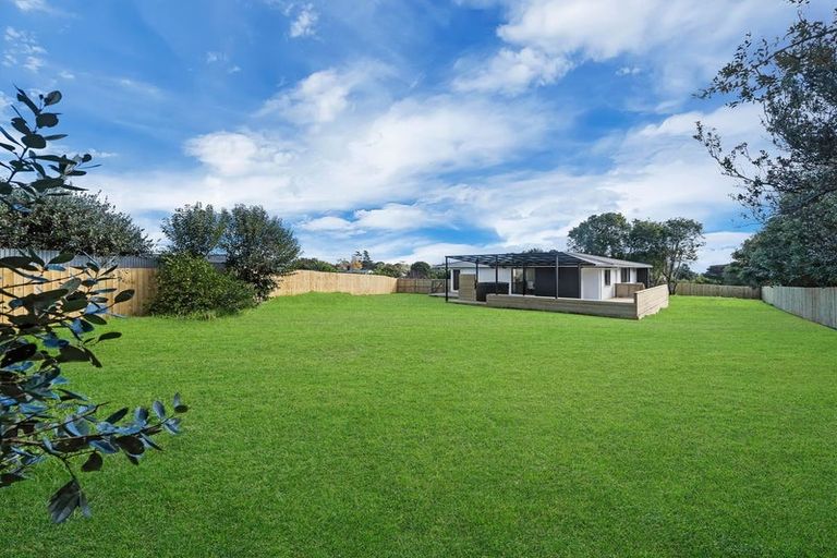 Photo of property in 16 Rata Street, Waiuku, 2123