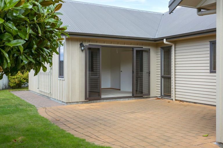 Photo of property in 15 The Circle, Nukuhau, Taupo, 3330