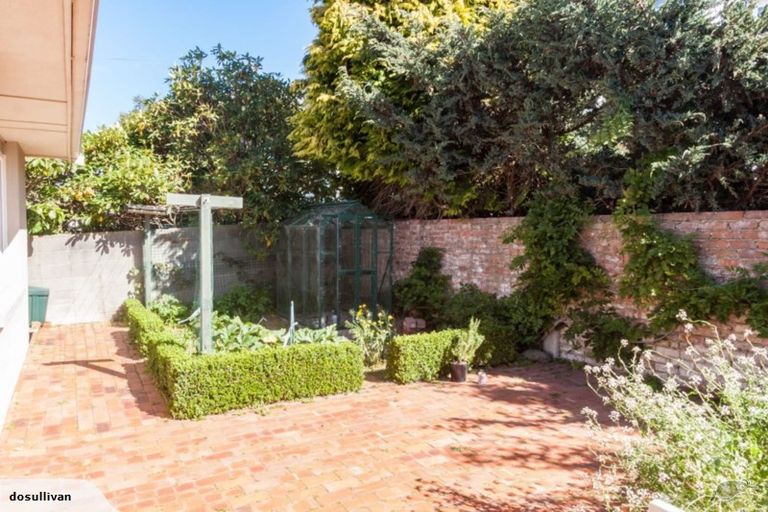 Photo of property in 32 Belgrave Crescent, Kaikorai, Dunedin, 9010