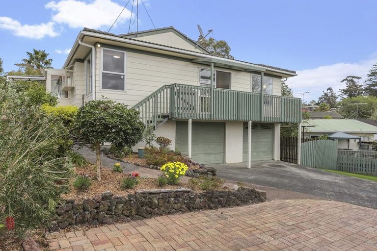 Photo of property in 43 Gallony Avenue, Massey, Auckland, 0614