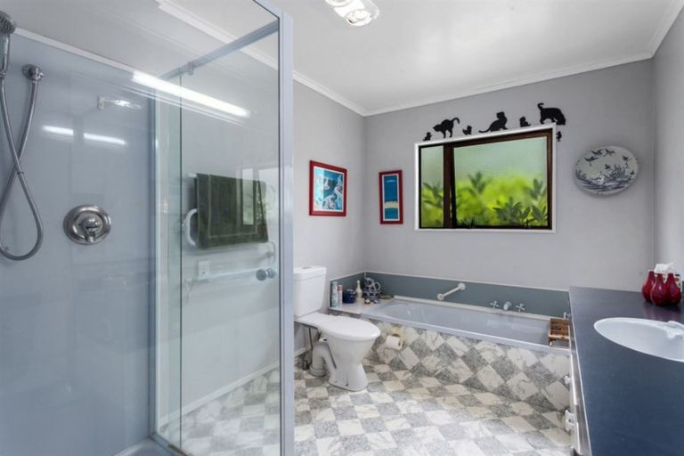 Photo of property in 12 Bluett Road, Ohope, 3121