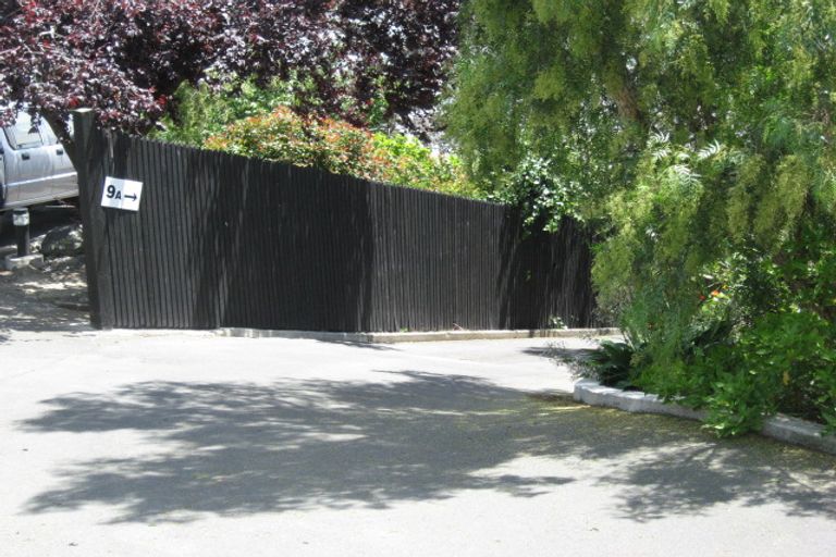 Photo of property in 9a Balmoral Lane, Redcliffs, Christchurch, 8081