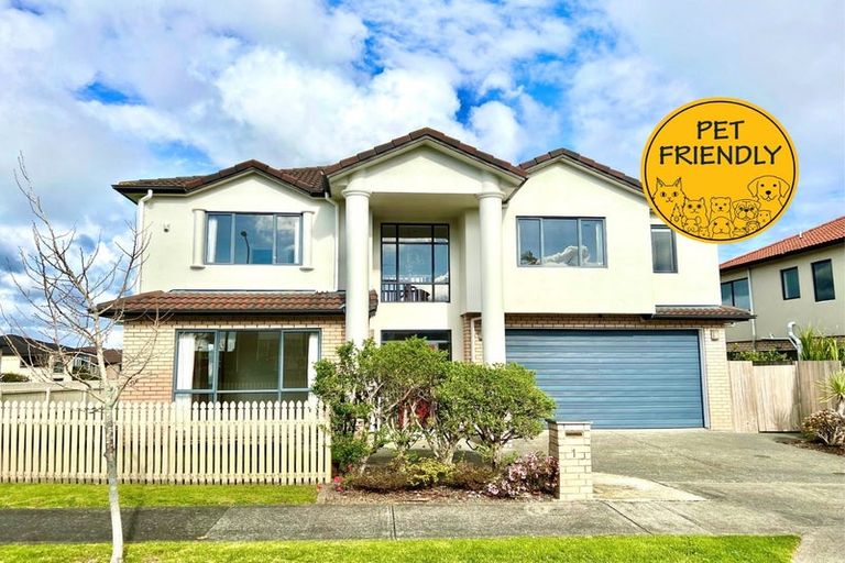 Photo of property in 1 Askerne Drive, Flat Bush, Auckland, 2016