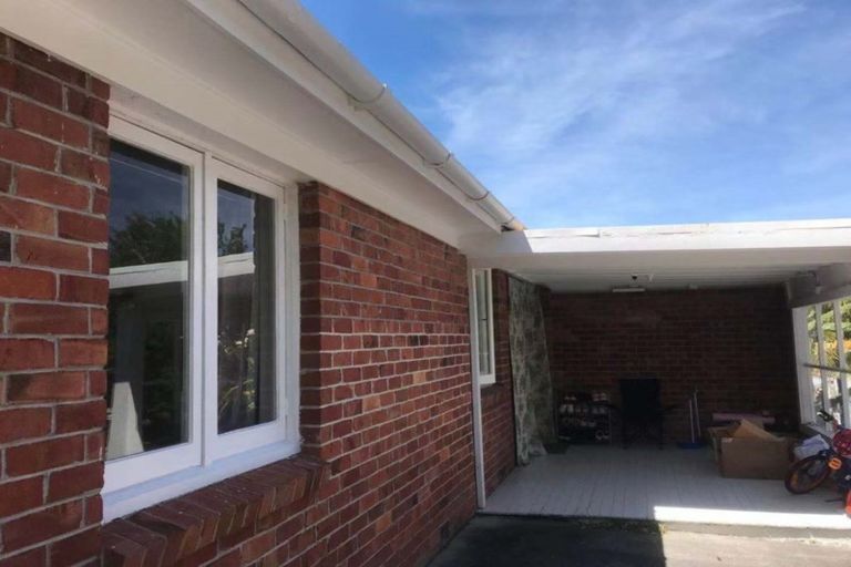 Photo of property in 2/306 Beach Road, Campbells Bay, Auckland, 0630