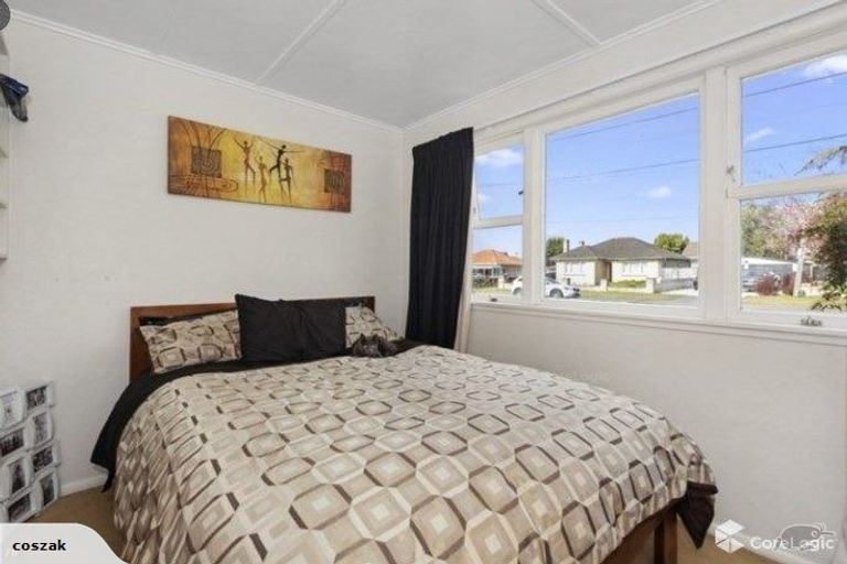 Photo of property in 16 Verel Street, Fairfield, Hamilton, 3214