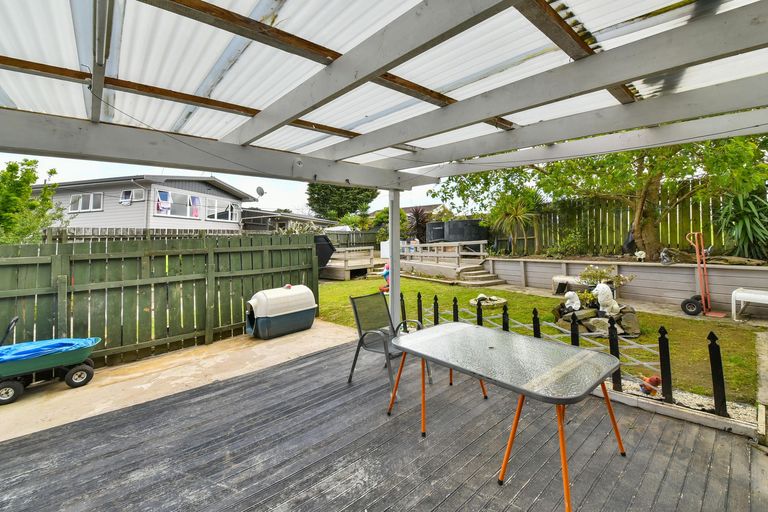 Photo of property in 516c Great South Road, Rosehill, Papakura, 2113