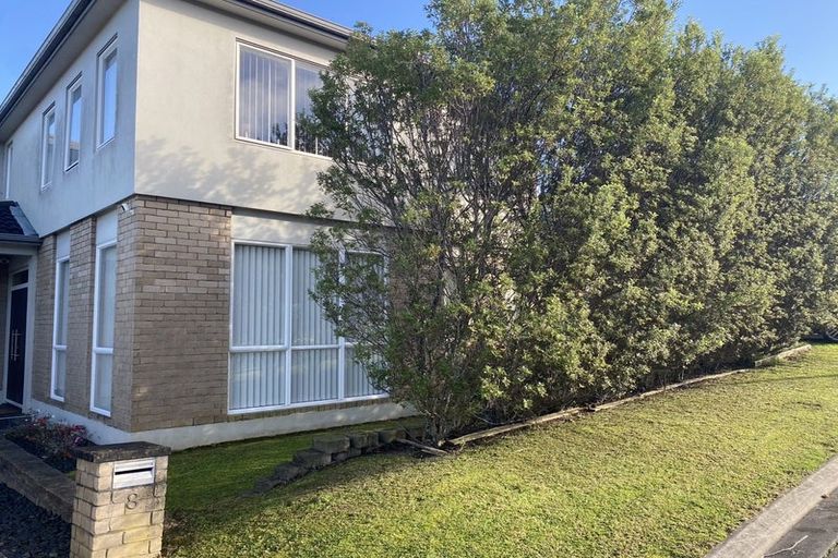 Photo of property in 8 Kouras Place, Flat Bush, Auckland, 2016