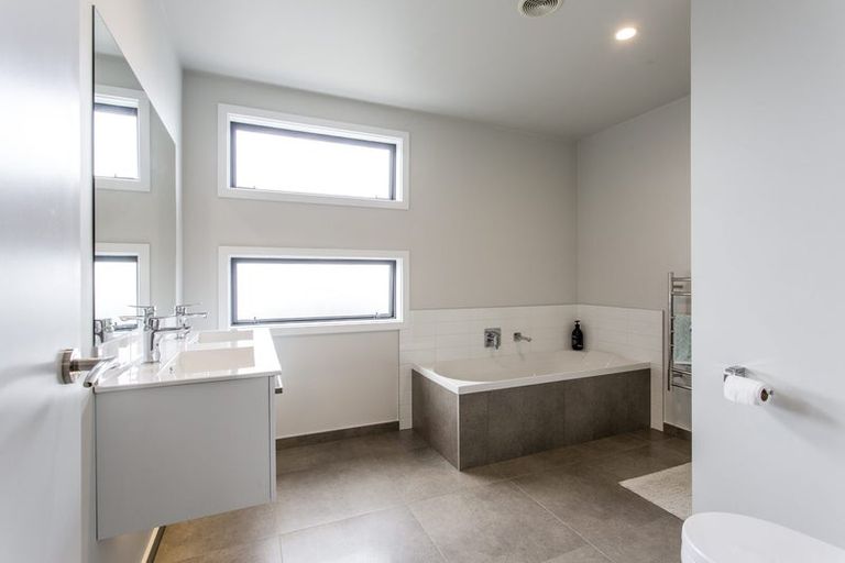 Photo of property in 10 Joshua Carder Drive, Hobsonville, Auckland, 0616