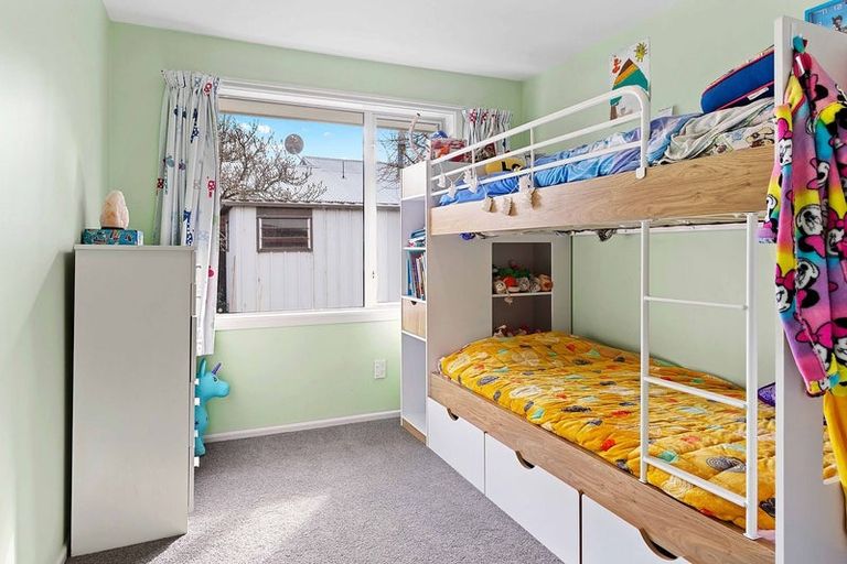 Photo of property in 308 Lake Terrace Road, Shirley, Christchurch, 8061