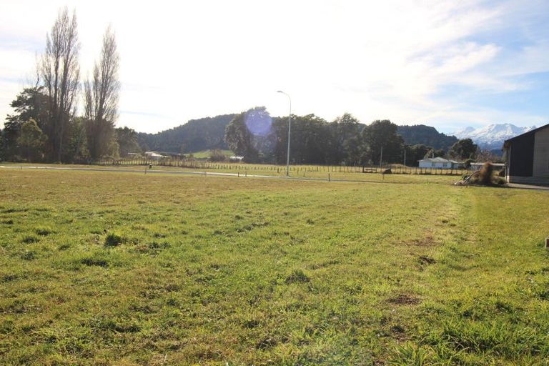 Photo of property in 9 Awatea Place, Ohakune, 4625