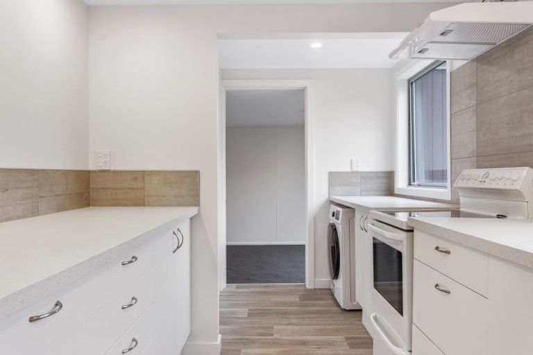 Photo of property in 2/36 Maidstone Road, Ilam, Christchurch, 8041