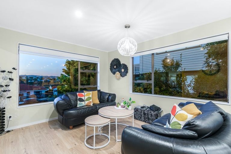 Photo of property in 12 Bosun Terrace, Whitby, Porirua, 5024