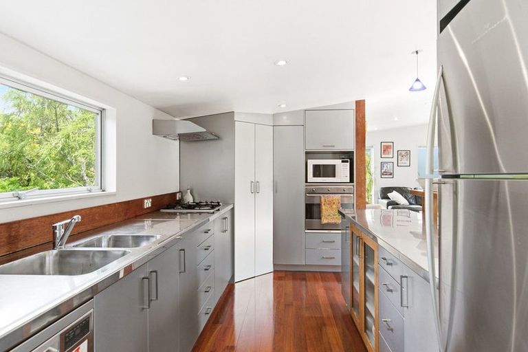 Photo of property in 15b Perth Street, Ngaio, Wellington, 6035