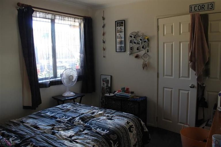 Photo of property in 39 Black Teal Close, Unsworth Heights, Auckland, 0632