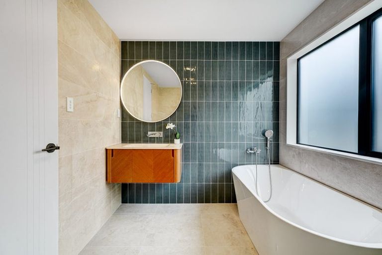 Photo of property in 19c Bardia Street, Belmont, Auckland, 0622