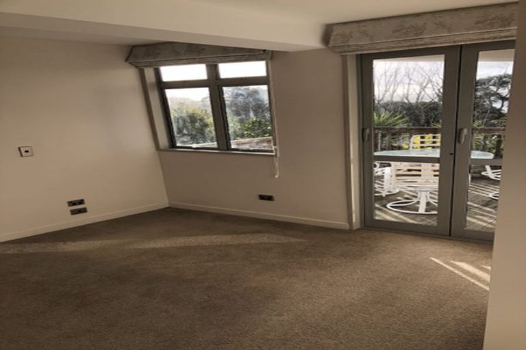 Photo of property in 26a Vipond Road, Stanmore Bay, Whangaparaoa, 0932