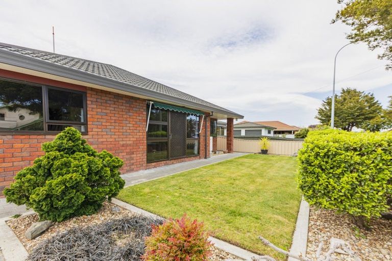 Photo of property in 49b Church Road, Taradale, Napier, 4112