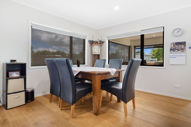 Photo of property in 42a King Street, Waiuku, 2123
