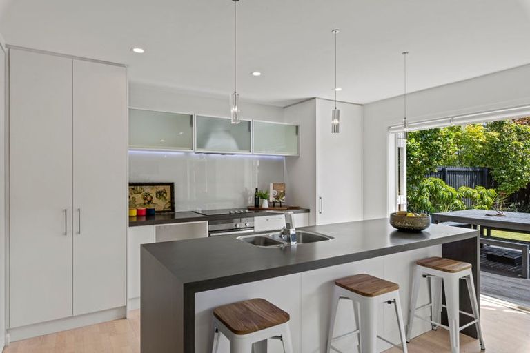 Photo of property in 53 Roberta Drive, Somerfield, Christchurch, 8024