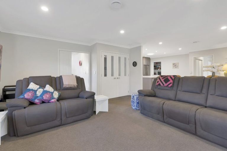 Photo of property in 59 Sequoia Way, Rangiora, 7400