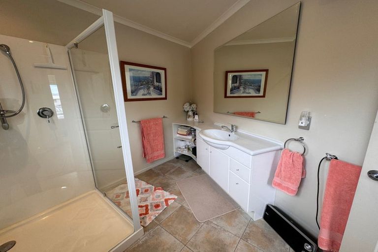 Photo of property in 255 Waikawa Road, Waikawa, Picton, 7220