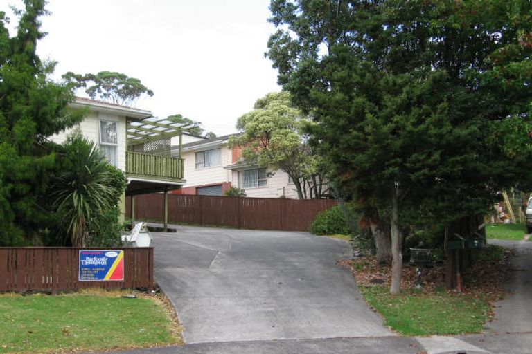 Photo of property in 6a Osmond Court, Sunnyvale, Auckland, 0612
