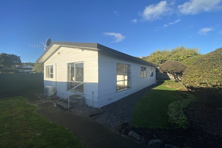 Photo of property in 32 Taupata Street, Stoke, Nelson, 7011