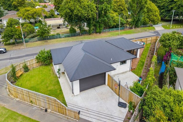 Photo of property in 52 Whitfield Street, Sumner, Christchurch, 8081