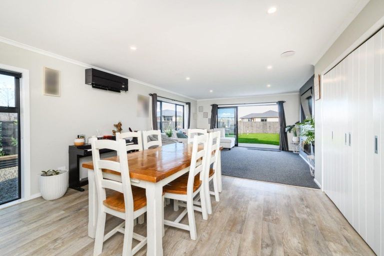 Photo of property in 21 George Street, Bulls, 4818