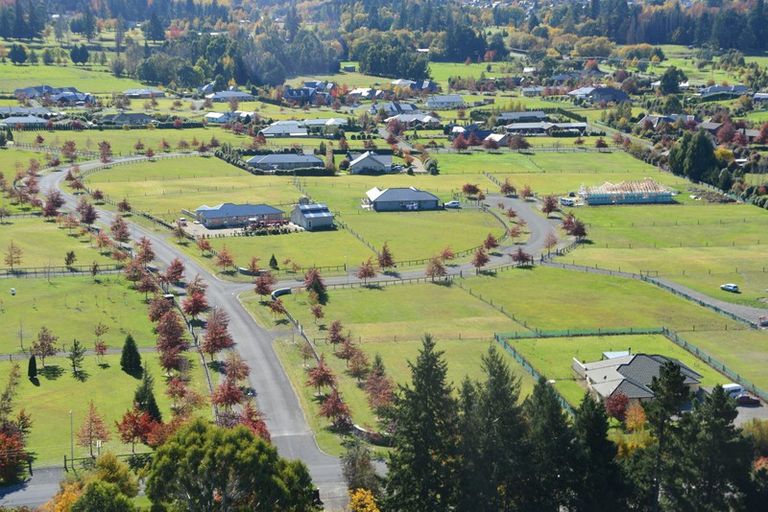 Photo of property in 8 Ewen Place, Hanmer Springs, 7334